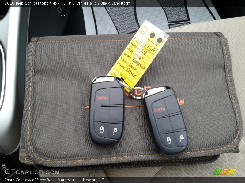 Billet Silver Metallic / Black/Sandstorm 2018 Jeep Compass Sport 4x4