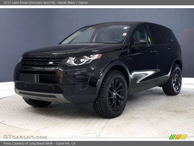 Narvik Black / Glacier 2017 Land Rover Discovery Sport SE