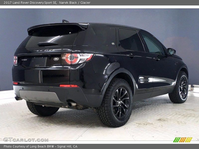Narvik Black / Glacier 2017 Land Rover Discovery Sport SE