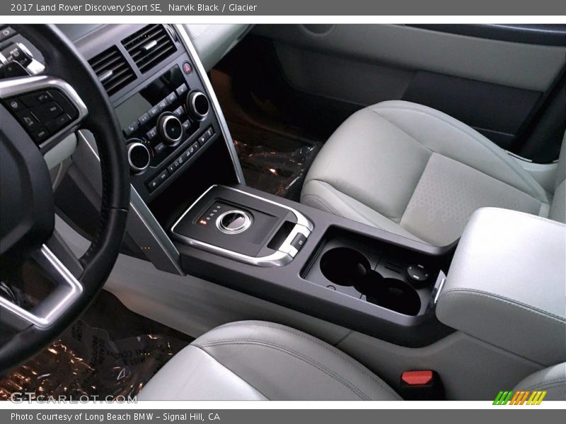 Narvik Black / Glacier 2017 Land Rover Discovery Sport SE