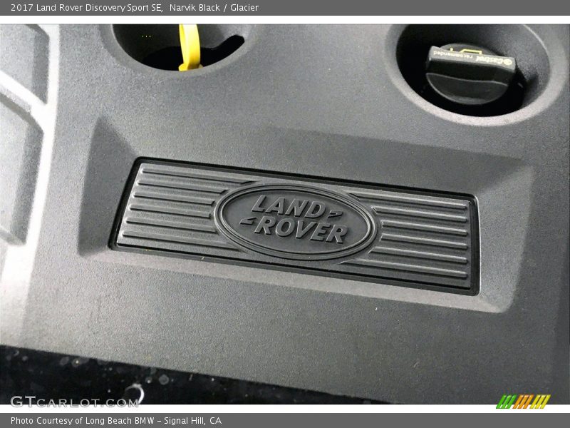 Narvik Black / Glacier 2017 Land Rover Discovery Sport SE