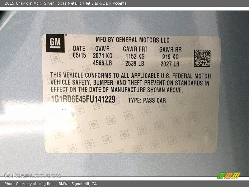 Silver Topaz Metallic / Jet Black/Dark Accents 2015 Chevrolet Volt