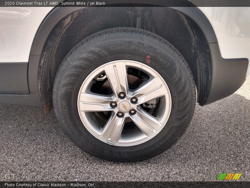 Summit White / Jet Black 2020 Chevrolet Trax LT AWD
