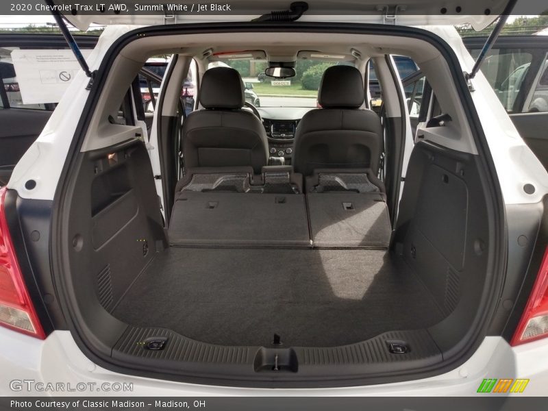 Summit White / Jet Black 2020 Chevrolet Trax LT AWD