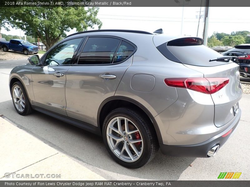 Stromboli Gray Metallic / Black/Red 2018 Alfa Romeo Stelvio Ti AWD