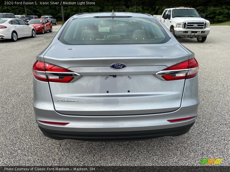Iconic Silver / Medium Light Stone 2020 Ford Fusion S