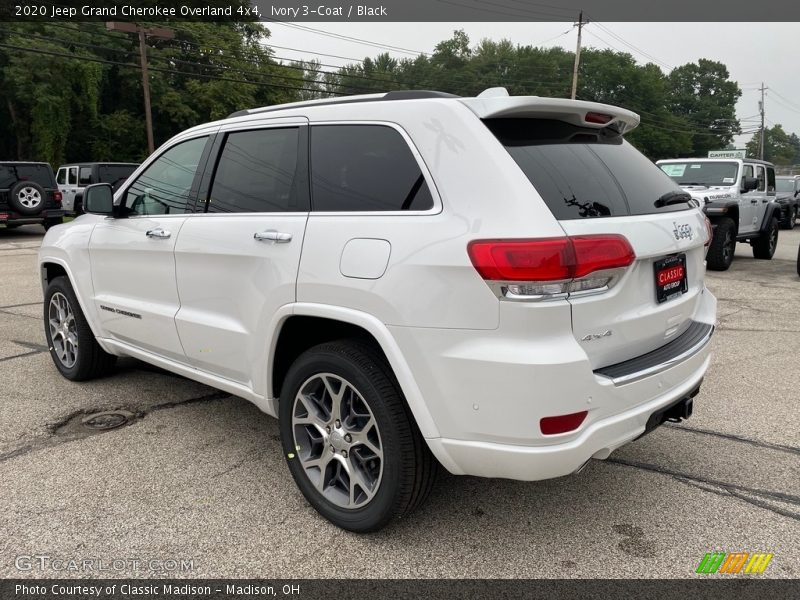 Ivory 3-Coat / Black 2020 Jeep Grand Cherokee Overland 4x4