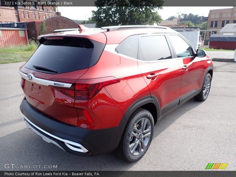 Mars Orange / Black 2021 Kia Seltos S
