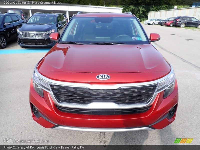 Mars Orange / Black 2021 Kia Seltos S