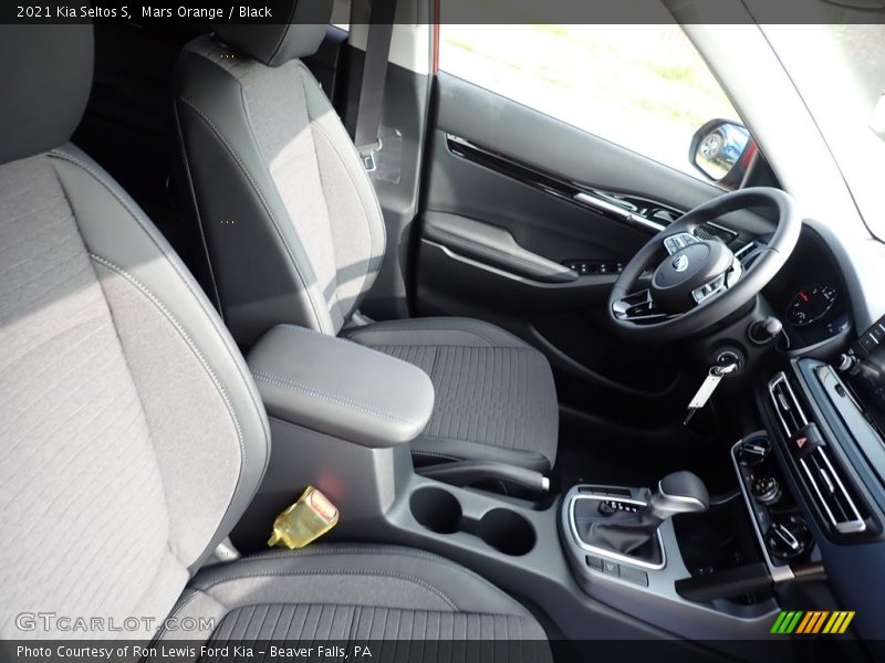 Front Seat of 2021 Seltos S