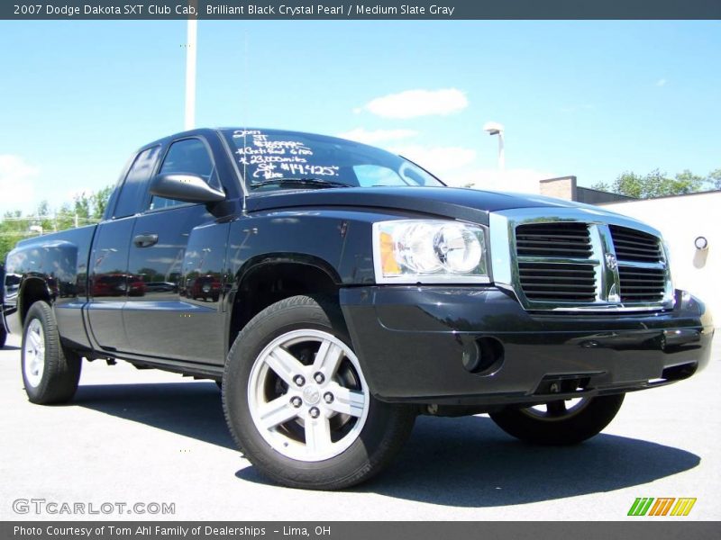 Brilliant Black Crystal Pearl / Medium Slate Gray 2007 Dodge Dakota SXT Club Cab