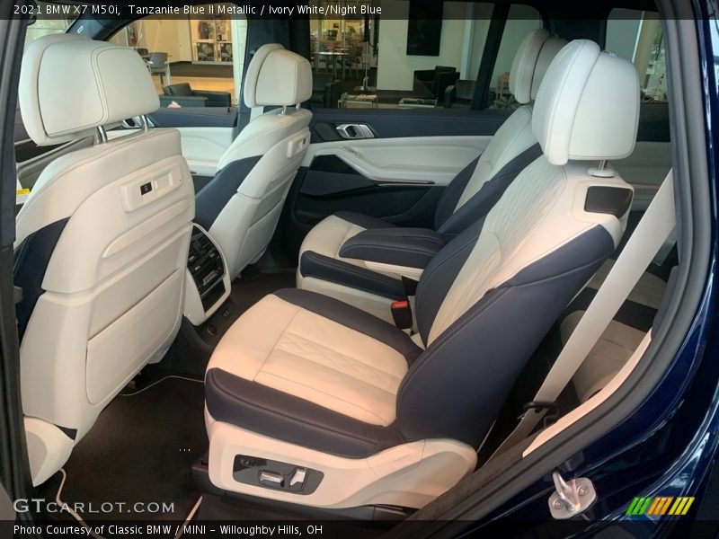 Rear Seat of 2021 X7 M50i