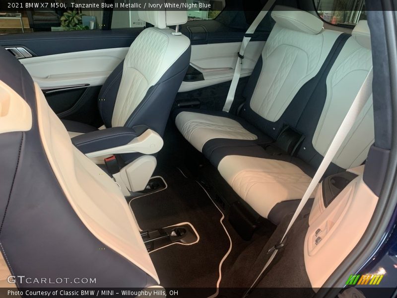 Rear Seat of 2021 X7 M50i
