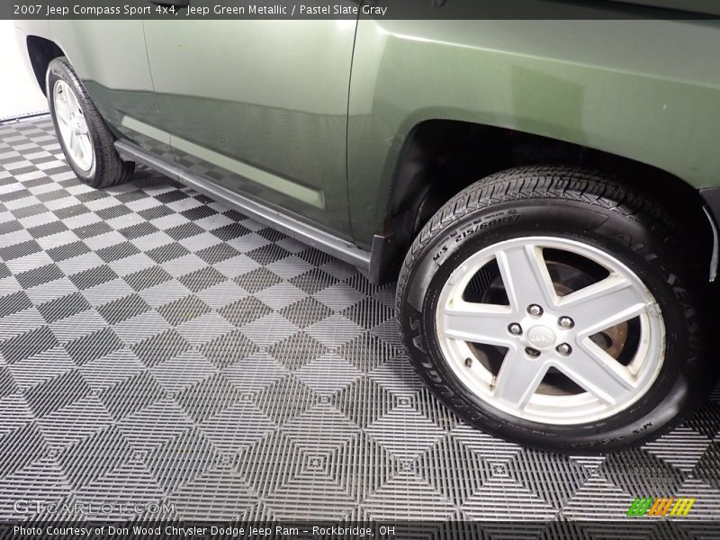 Jeep Green Metallic / Pastel Slate Gray 2007 Jeep Compass Sport 4x4