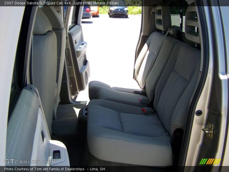 Light Khaki Metallic / Khaki 2007 Dodge Dakota SLT Quad Cab 4x4