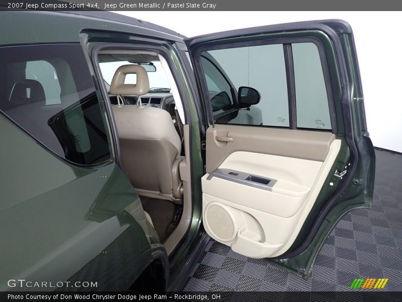 Jeep Green Metallic / Pastel Slate Gray 2007 Jeep Compass Sport 4x4