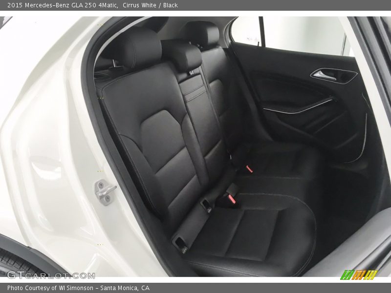 Cirrus White / Black 2015 Mercedes-Benz GLA 250 4Matic