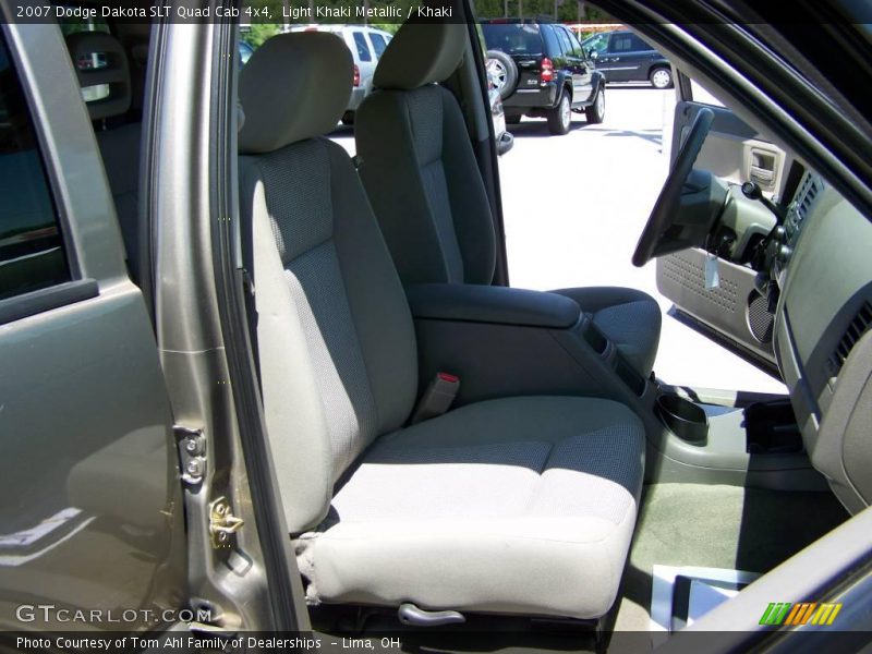 Light Khaki Metallic / Khaki 2007 Dodge Dakota SLT Quad Cab 4x4
