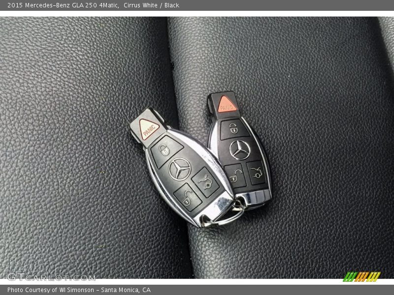 Cirrus White / Black 2015 Mercedes-Benz GLA 250 4Matic
