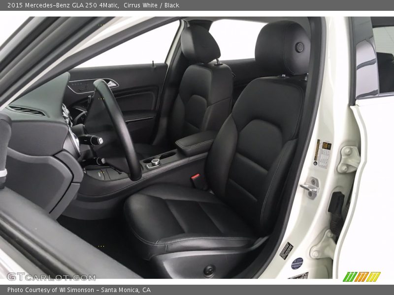 Cirrus White / Black 2015 Mercedes-Benz GLA 250 4Matic