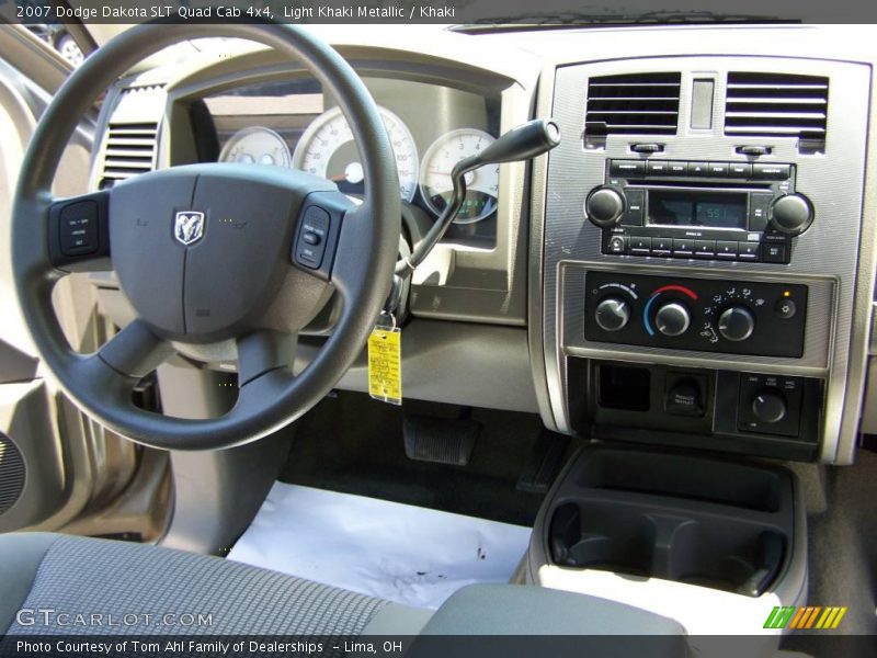 Light Khaki Metallic / Khaki 2007 Dodge Dakota SLT Quad Cab 4x4