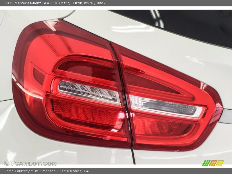Cirrus White / Black 2015 Mercedes-Benz GLA 250 4Matic