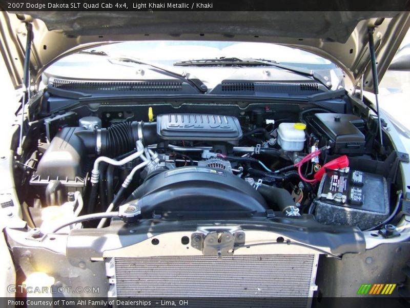 Light Khaki Metallic / Khaki 2007 Dodge Dakota SLT Quad Cab 4x4