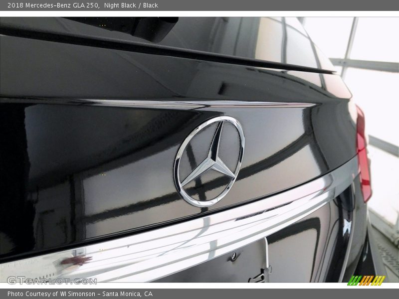 Night Black / Black 2018 Mercedes-Benz GLA 250