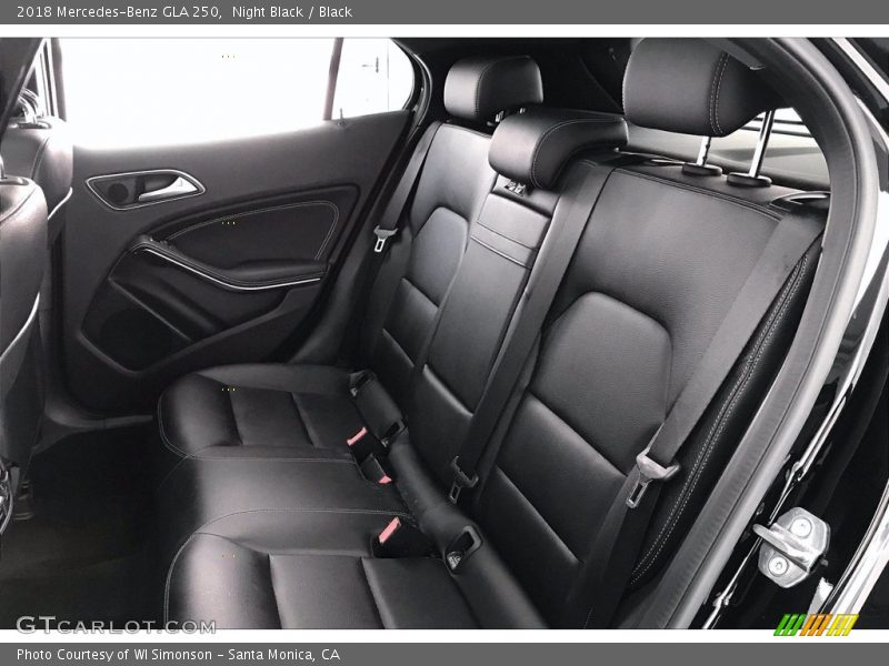 Night Black / Black 2018 Mercedes-Benz GLA 250