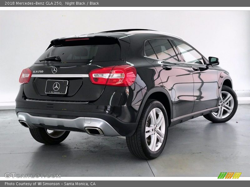 Night Black / Black 2018 Mercedes-Benz GLA 250