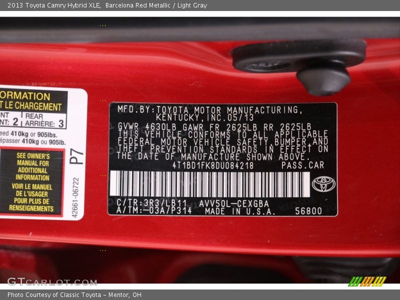 Barcelona Red Metallic / Light Gray 2013 Toyota Camry Hybrid XLE