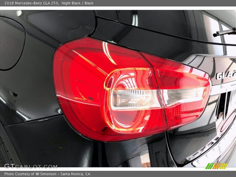 Night Black / Black 2018 Mercedes-Benz GLA 250