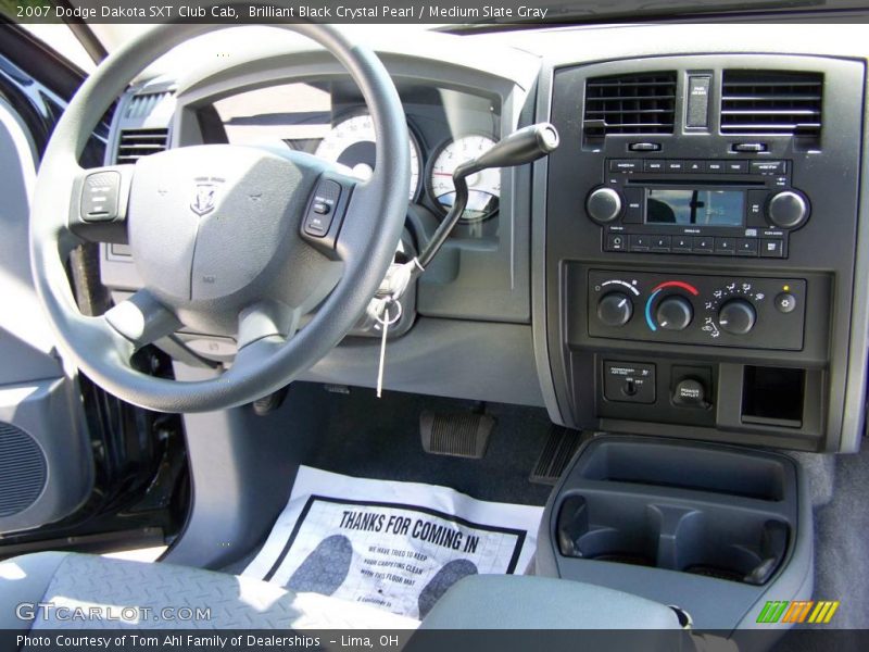 Brilliant Black Crystal Pearl / Medium Slate Gray 2007 Dodge Dakota SXT Club Cab