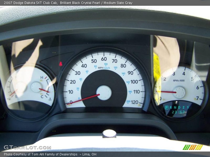 Brilliant Black Crystal Pearl / Medium Slate Gray 2007 Dodge Dakota SXT Club Cab