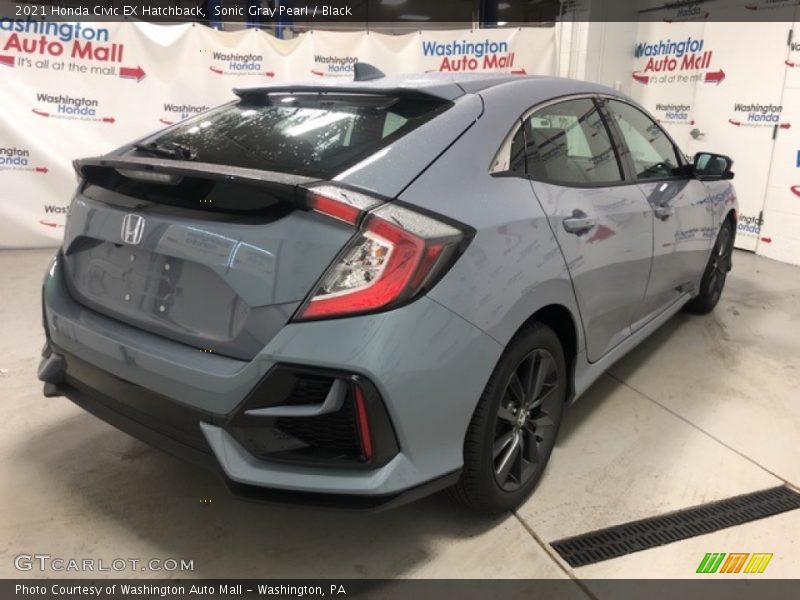 Sonic Gray Pearl / Black 2021 Honda Civic EX Hatchback