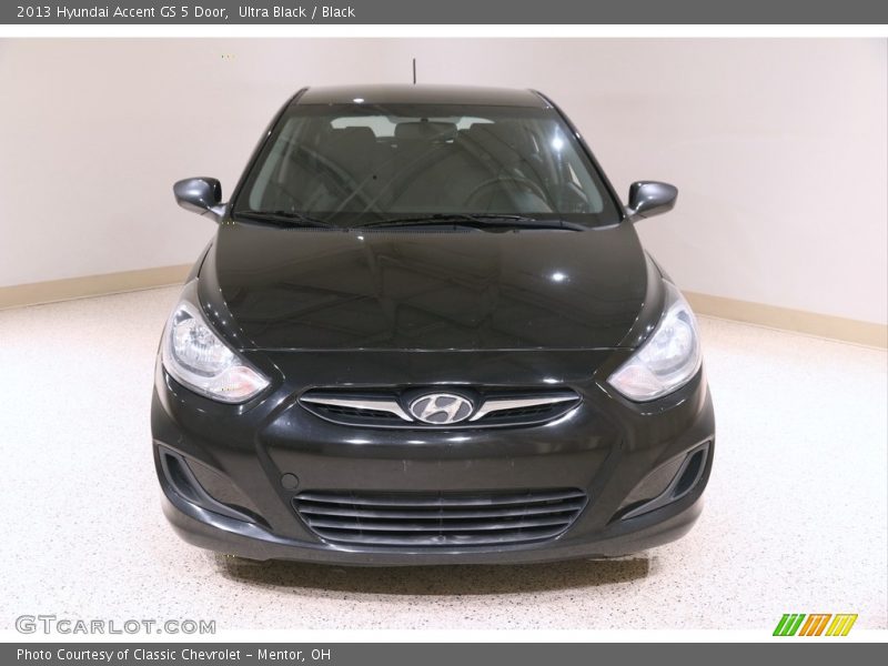 Ultra Black / Black 2013 Hyundai Accent GS 5 Door