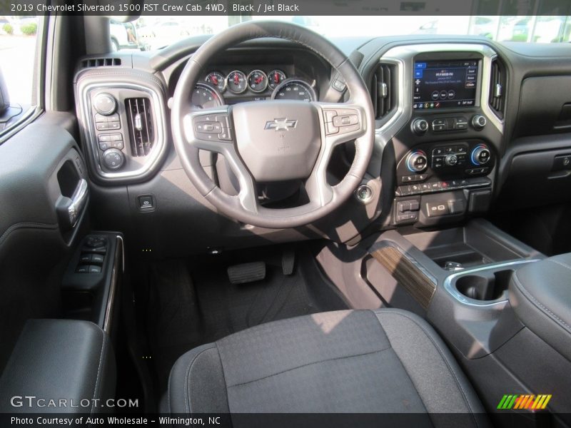 Black / Jet Black 2019 Chevrolet Silverado 1500 RST Crew Cab 4WD