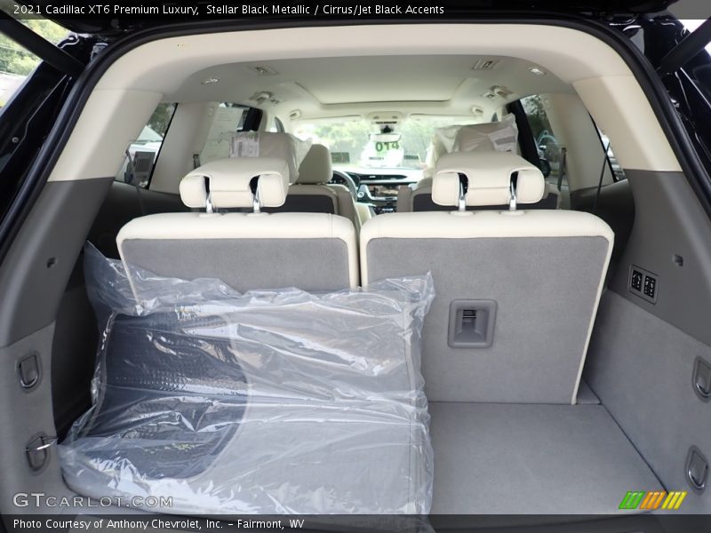  2021 XT6 Premium Luxury Trunk