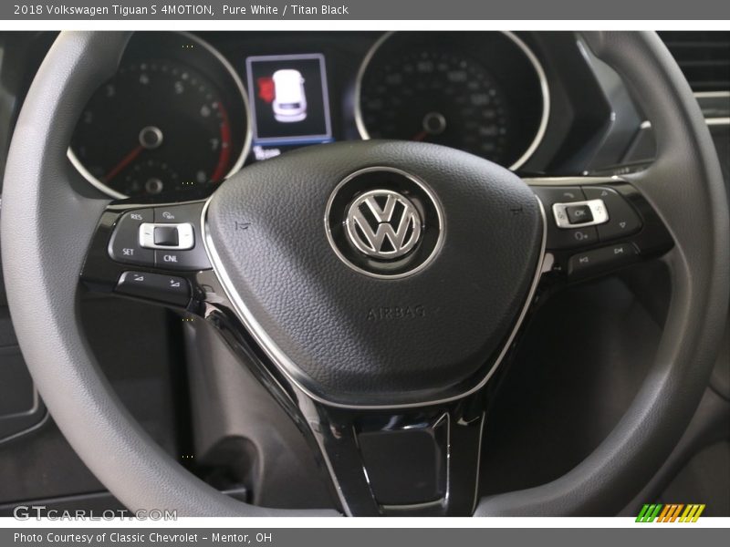 Pure White / Titan Black 2018 Volkswagen Tiguan S 4MOTION