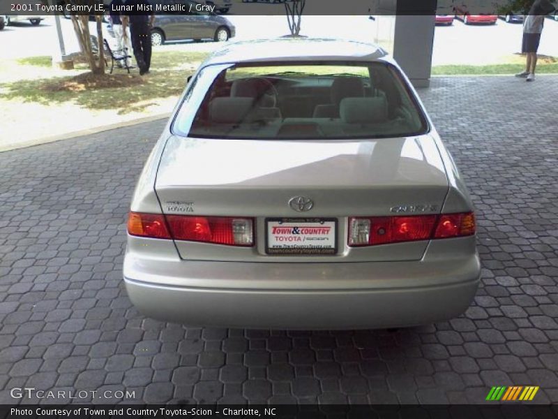 Lunar Mist Metallic / Gray 2001 Toyota Camry LE