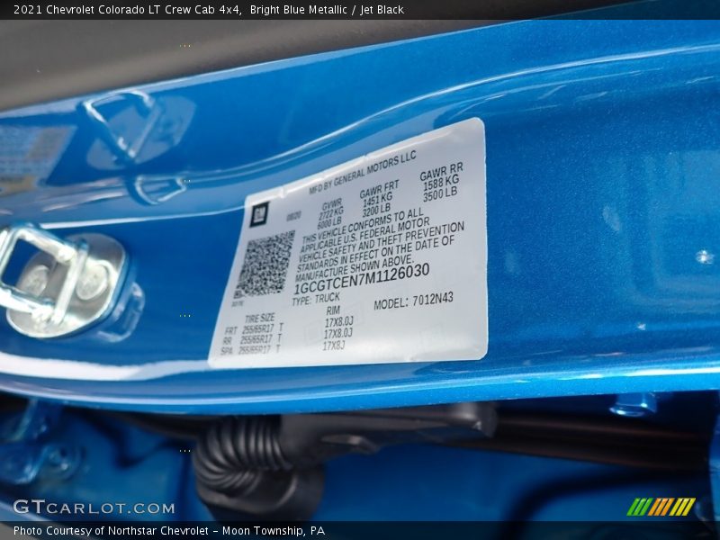 Bright Blue Metallic / Jet Black 2021 Chevrolet Colorado LT Crew Cab 4x4