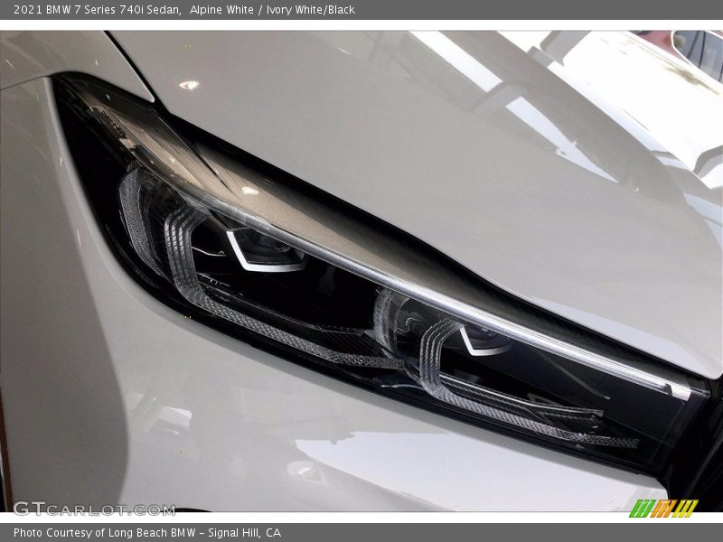 Alpine White / Ivory White/Black 2021 BMW 7 Series 740i Sedan