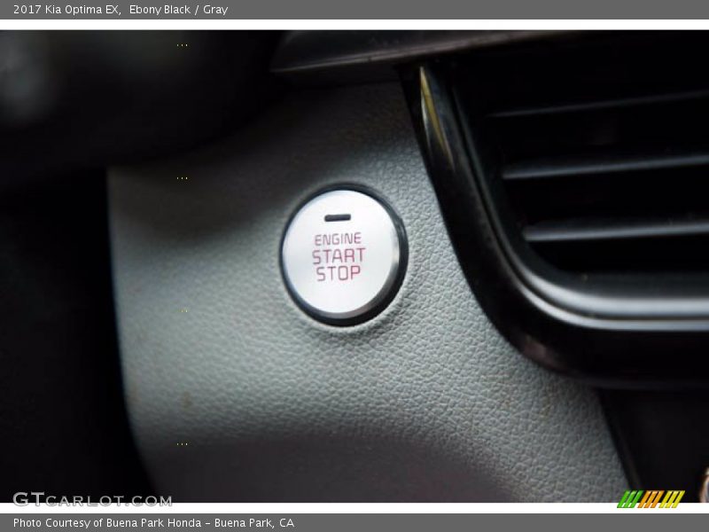 Controls of 2017 Optima EX