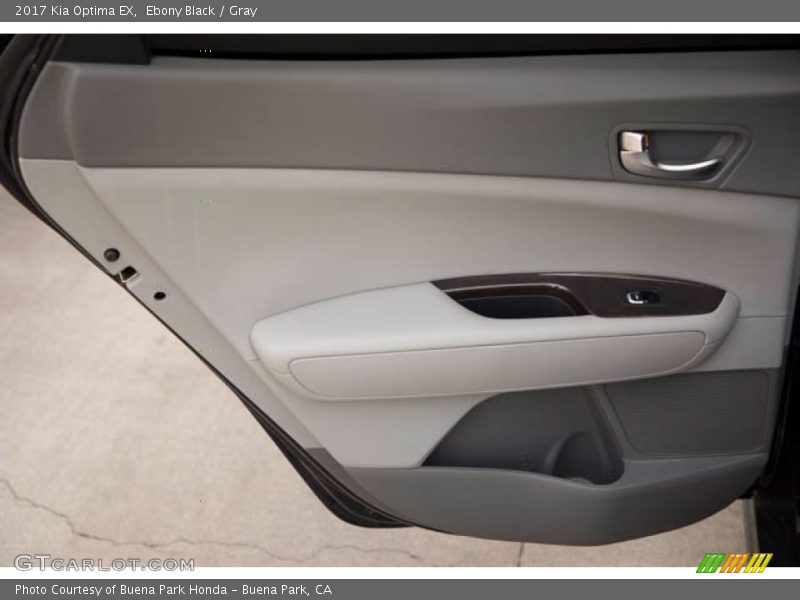 Door Panel of 2017 Optima EX