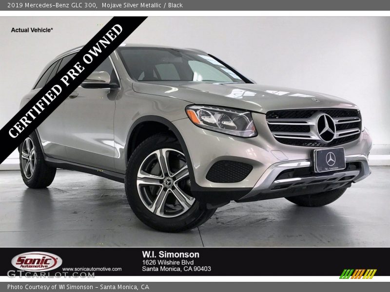 Mojave Silver Metallic / Black 2019 Mercedes-Benz GLC 300