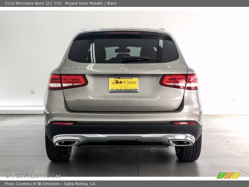 Mojave Silver Metallic / Black 2019 Mercedes-Benz GLC 300