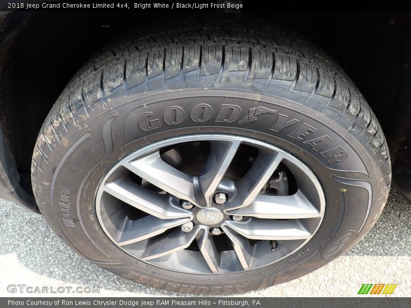 Bright White / Black/Light Frost Beige 2018 Jeep Grand Cherokee Limited 4x4
