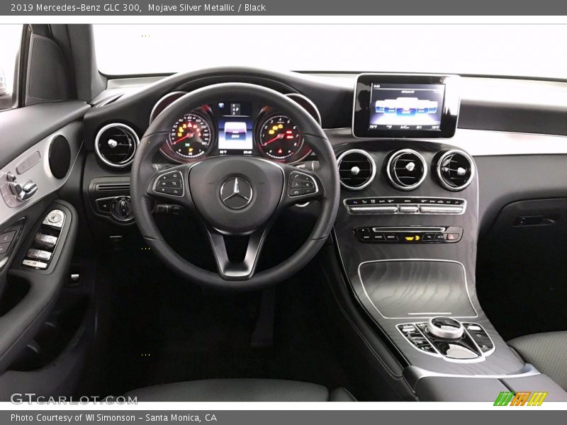 Mojave Silver Metallic / Black 2019 Mercedes-Benz GLC 300