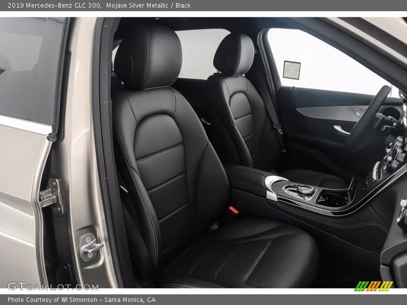 Mojave Silver Metallic / Black 2019 Mercedes-Benz GLC 300