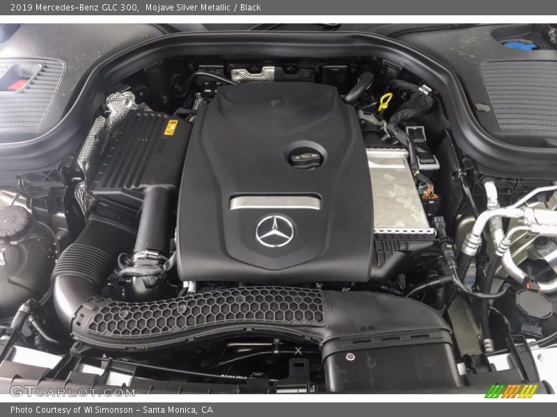 Mojave Silver Metallic / Black 2019 Mercedes-Benz GLC 300